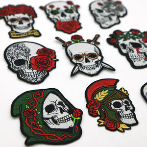 En stock, Patchs brodés thermocollants pour vêtements, style tatouage old school américain, motif crâne lumineux et rose - Product Image 4