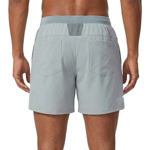 Short de sport gris moderne pour homme, séchage rapide, tissu performant, taille élastique, cordon de serrage noir, entraînement, gym, course à pied, léger, personnalisable - Product Image 5