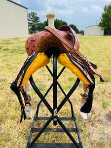 Silla de montar western hecha a mano de cuero genuino, tipo barril, con cincha ancha y duradera para equitación. - Product Image 6