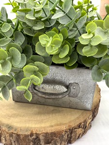 Pot de fleurs vintage en métal avec poignées, idéal pour l'affichage de plantes vertes artificielles sur table et étagère, vente en gros depuis l'Inde - Product Image 4