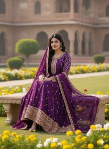 Maxi Premium Importado de Seda Natural con una textura subtil y lujosa. - Product Image 2