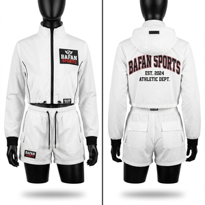 Conjunto Cortavientos para Mujer de Tela Taslan de Poliéster de 120 GSM de Calidad Premium, Diseño de Paneles Azul, Negro y Beige, Logotipo Personalizado Bordado - Product Image 5