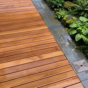 Plancher en bois de teck massif de qualité supérieure, finition naturelle, terrasse extérieure pour projets d'hôtels, de resorts et de villas, fournisseur d'origine indonésienne - Product Image 4