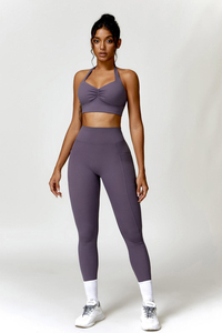 Sujetador deportivo halter morado para mujer con espalda cruzada, diseño sin aros y sin costuras, de elastano y poliéster, para todas las estaciones - Product Image 2