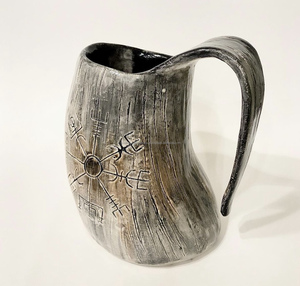 Taza vikinga jarra de cerveza hecha a mano de cuerno de búfalo logotipo personalizado regalo de padrino - Product Image 6