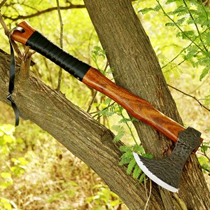 Hacha Táctica de Doble Hoja Forjada a Mano, de Acero Resistente, para Cortar Madera, con Mango de Madera Duradero, para Uso en Campamentos, Garantía de 3 Años - Product Image 3