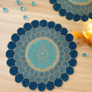 Sous-plat décoratif artisanal de luxe perlé à motifs floraux, écologique, bleu, 14 pouces - Product Image 4