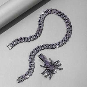 Collar con Colgante de Letra Personalizada de Calidad de Exportación, Estilo Hip Hop, Color Oro y Plata, Cadena con Incrustaciones de Diamantes, Disponible al Mejor Precio - Product Image 2