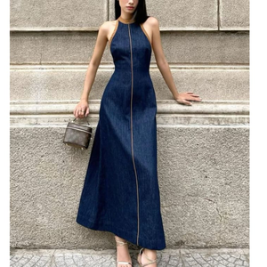 Vestido largo vaquero con cuello halter (con ribete en contraste) - Product Image 2