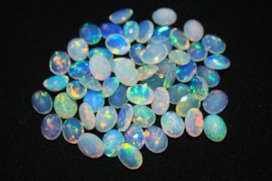 5x7mm Natural Welo Opal Oval Cut Gemstone with Play of Color/<b>Fire</b> Factory Direct Supply for Jewelry Making - Product Image 5