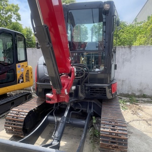 Miniexcavadora Usada YANMAR ViO55-6B de 5.5 Toneladas con Giro Cero y Orugas Hidráulicas - Product Image 4