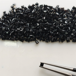 ควอตซ์ธรรมชาติ 2 มม. ทรงสี่เหลี่ยมเจียระไนแบบ Step Cut คุณภาพดีที่สุด สำหรับทำเครื่องประดับ - Product Image 1