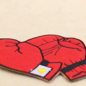 Parche Bordado de Guantes de Boxeo Rojos, Estilo Anime y Dibujos Animados, Lindo Aplique de Tela para Prendas - Product Image 4