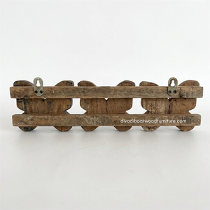 Wholesale DIVADI Handmade Rustic Antique Vintage Style 3 <b>Hooks</b> Eco-Friendly Durable Multifunction Hanging Coat <b>Key</b> Holder Wood - Product Image 3