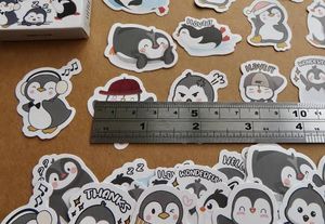 Pegatinas de Vinilo Personalizadas con Diseño de Pingüino, Resistentes al Agua, con Acabado Brillante Suave, para Regalos Promocionales - Product Image 3