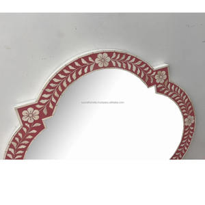 Espejo de pared con incrustaciones de hueso auténtico, pieza de acento hecha a mano para tocador o pasillo, disponible para precio de exportación - Product Image 5