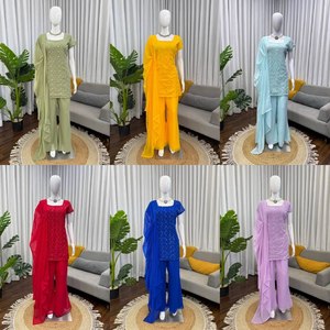 Traje de Trabajo Mini con Cuello Alto, Diseño de Corte Bootcut, Bordado Floral con Lentejuelas, Cintura Natural, Estilo Línea A, en Faux Georgette, para Fiestas de Verano - Product Image 5