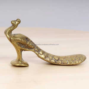 Prensapapeles Redondo de Latón Vintage – Un Artículo Único y Funcional para Coleccionistas y Escritores - Product Image 3