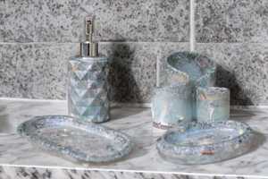 Luxurious Resin <b>Bathroom</b> <b>Accessories</b> <b>Set</b> Royal Green Epoxy Resin Crafts <b>Set</b> Of 4 Pieces <b>Bathroom</b> <b>accessories</b> - Product Image 5