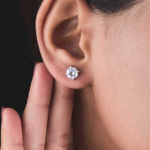 Boucles d'oreilles fines en diamant solitaire - Product Image 2