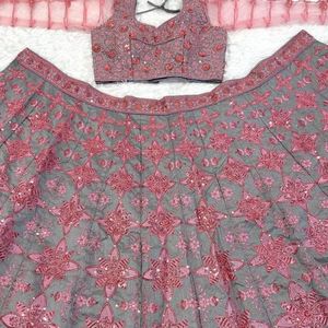 Lehenga Choli de seda tailandesa premium con lentejuelas, trabajo con hilo Dori y dupatta de red de diseño, ropa de fiesta, fabricante: Royal Export - Product Image 6