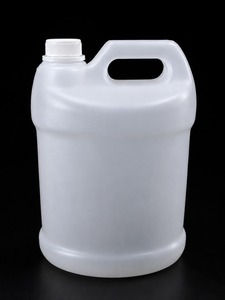 Bidon en plastique blanc de 5 litres avec bouchon à vis et joint intérieur pour usage domestique - Product Image 2