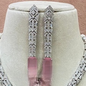 Magnifique ensemble collier et boucles d'oreilles en laiton plaqué argent de qualité supérieure avec pierres de zircon, tendance pour les mariages, les fêtes, cadeau pour femme - Product Image 2