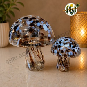 Ornements de Pâques en verre de bonne qualité en forme de champignon, ensemble de peinture LED pour champignons de Pâques en verre gravé, champignon en verre LED - Product Image 6