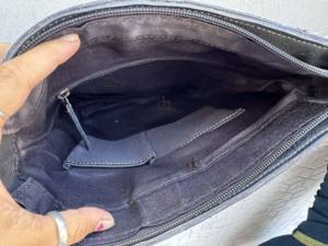 Sac à main bohème en cuir véritable métallisé avec franges et fourrure pour femme, haute qualité, style tendance, best-seller, fourrure de chien sur peau, Inde - Product Image 6