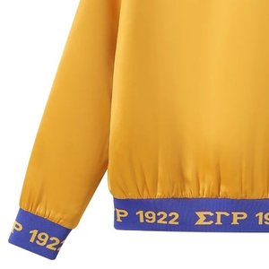 Chaqueta Bomber Dorada de Satén Sigma Gamma Rho, Bordado Personalizado en Chenilla, Ropa de Hermandad Griega para Mujer - Product Image 5