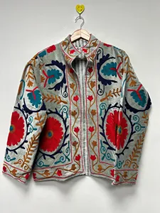 Veste élégante en velours gris brodée Suzani avec motif floral, col montant, manches longues, ouverture devant, vêtements d'extérieur pour femmes, automne - Product Image 6