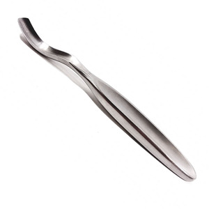 เครื่องมือผ่าตัดกระดูกฝ่าเท้าแบบแมนนวล ยี่ห้อแมคกลัมรี ขนาด 16 ซม./6 นิ้ว ผลิตจากเหล็กกล้าไร้สนิมคุณภาพสูง สำหรับการผ่าตัดกระดูกฝ่าเท้าอย่างแม่นยำ ได้รับมาตรฐาน CE - Product Image 4