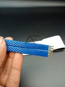 Pince à cils à angle de 90 degrés, couleur bleu Vespa avec design couronne, pince à volume pour cils en acier inoxydable durable - Product Image 4