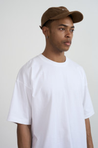 Thumb Premium - Camiseta Extra Grande de Alta Calidad, 200-220 GSM, 100% Algodón Peinado, Venta al Por Mayor de Ropa Urbana - Product Image 5