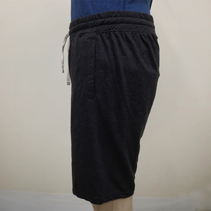 กางเกงขาสั้นถักสำหรับผู้ชายระดับพรีเมียม ผลิตจากผ้าระบายอากาศได้ดี มาพร้อมเชือกผูกเอว ดีไซน์น้ำหนักเบา เหมาะสำหรับการฝึกกีฬาและการพักผ่อนที่บ้าน - Product Image 2