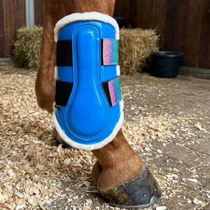Botas de equitación de cuero sintético PU azul real premium con forro de lana suave, protección de tendones y correas de velcro con brillo iridiscente. - Product Image 6