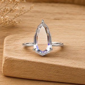 Bague de fiançailles en or massif 10K 14K 18K avec diamant de laboratoire taille Portrait de l'Impératrice, couleur DEF, clarté VVS-VVS, certifiée IGI, sertie à griffes - Product Image 3