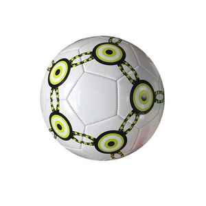 Ballon de football en tissu de qualité supérieure, nouveau design, ballon de football le plus populaire, fabriqué au Pakistan, couleur unie - Product Image 3