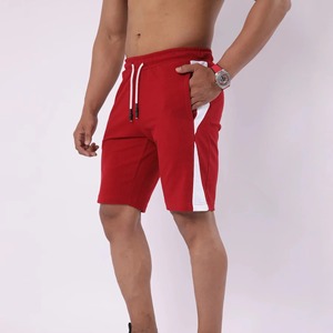 Shorts de sport décontractés pour homme en toile 100 % coton, taille mi-haute élastique, avec logo personnalisé, écologiques, respirants et à séchage rapide pour l'entraînement - Product Image 3