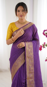 Sari de Seda Morado AARA Fashion con Borde Dorado, Traje Tradicional Indio para Bodas, Protección Solar para Mujeres, Todas las Temporadas - Product Image 4