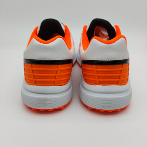 Chaussures de sport respirantes en synthétique à lacets blancs et oranges pour le cricket et l'entraînement en extérieur - Product Image 4