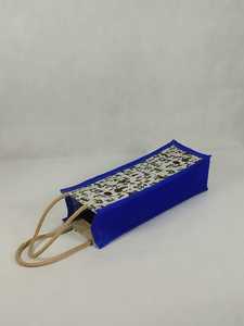 Sac cadeau pour bouteille de vin en jute imprimé fait main avec poignées en corde - Product Image 4