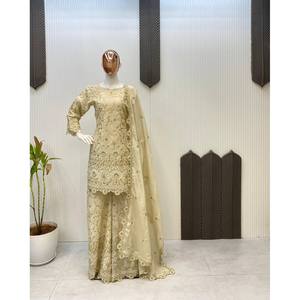 ชุดเสื้อผ้าซาตินดีไซน์เนอร์สำหรับงานปาร์ตี้ แขนสามส่วน พร้อมกางเกงและผ้าคลุมไหล่ - Product Image 3