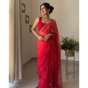 Sari en soie Bandhej de créateur pour femmes - Mariages, occasions de Diwali, imprimé numérique, 140 GSM, approvisionnement ODM, haute qualité, vente en gros, toutes saisons - Product Image 4