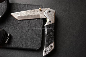 Couteau de poche pliant EDC pour l'extérieur avec logo personnalisé et verrouillage de la doublure Fourniture d'usine en acier damas forgé à la main pour le camping - Product Image 2