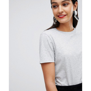 Camiseta de Manga Corta con Cuello Redondo Gris para Mujer, Corte Regular, Color Sólido, Informal, de Algodón Jersey, para Todas las Temporadas - Product Image 1