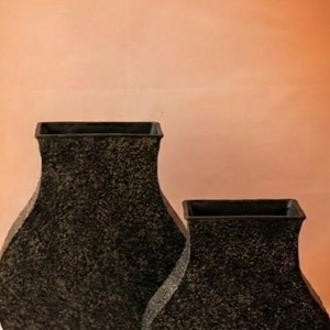 Top selling Handcrafted Abstract Curved Metal Flower <b>Vase</b> Set of 2 with Hammered Texture Black Finish for Home Decor and Wedding - Product Image 4