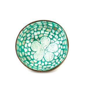 Elegante Tazón Decorativo de Coco Grabado, Hecho a Mano y Pintado a Mano, para Uso en el Hogar, Cocina o como Regalo - Product Image 2