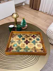 Plateau de service décoratif en bois, motif floral imprimé, base élégante, plateau rectangulaire pour le thé et le café, décoration élégante pour la maison - Product Image 3
