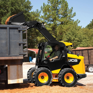 รถตักล้อยาง JCB 300 ราคาประหยัด รถตักอเนกประสงค์ขนาดกะทัดรัด ระบบไฮดรอลิกแข็งแกร่ง สำหรับงานก่อสร้าง งานฟาร์ม งานถนน ปี 2026 - Product Image 3
